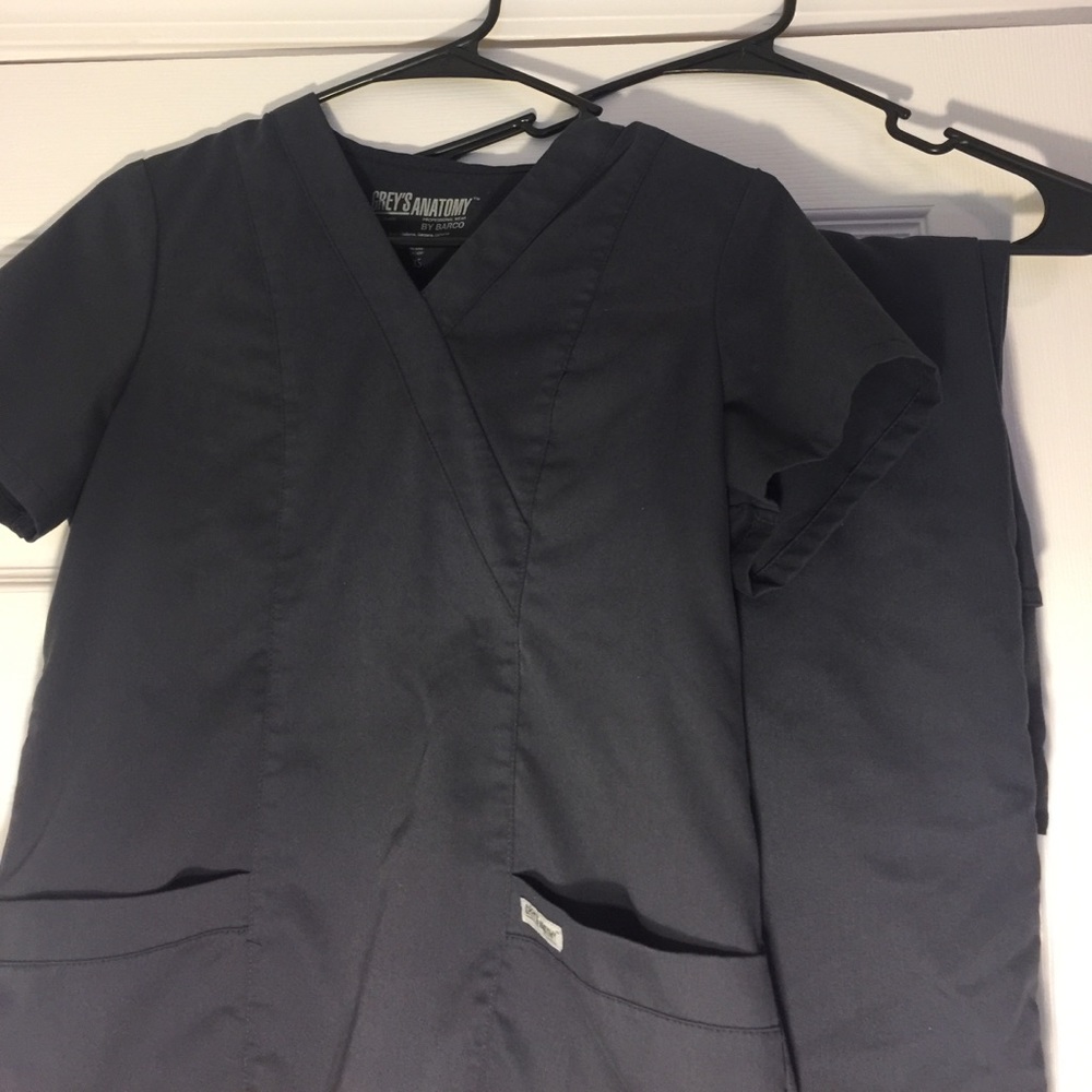 Greys anatomy scrubs