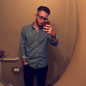 Meet your Posher, Phillip