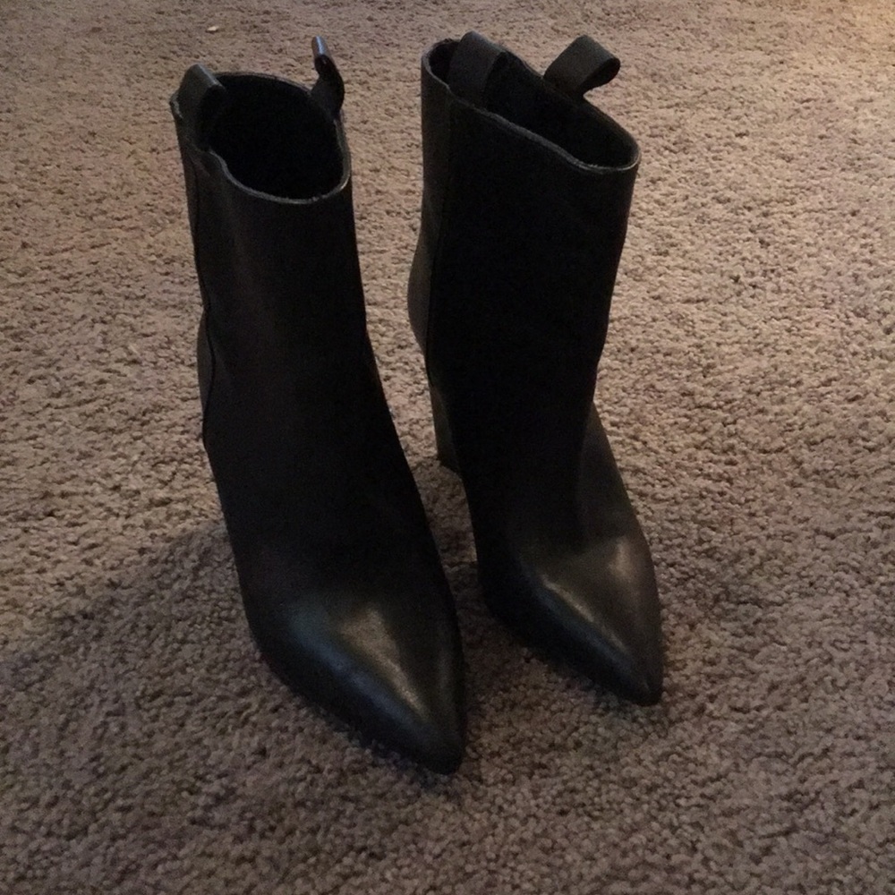 Zara boots 35