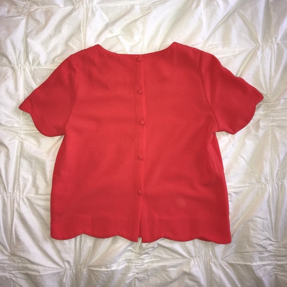 Short Sleeved Scallop Cut Shirt W/ Button-Up Back - Picture 2 of 3