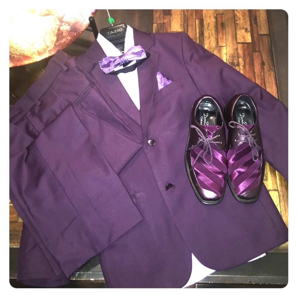 Boy’s suit and dress shoes
