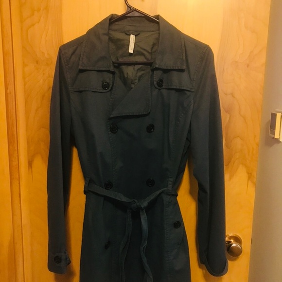 ✨Classic Old Navy Trench Coat✨ - Picture 2 of 5