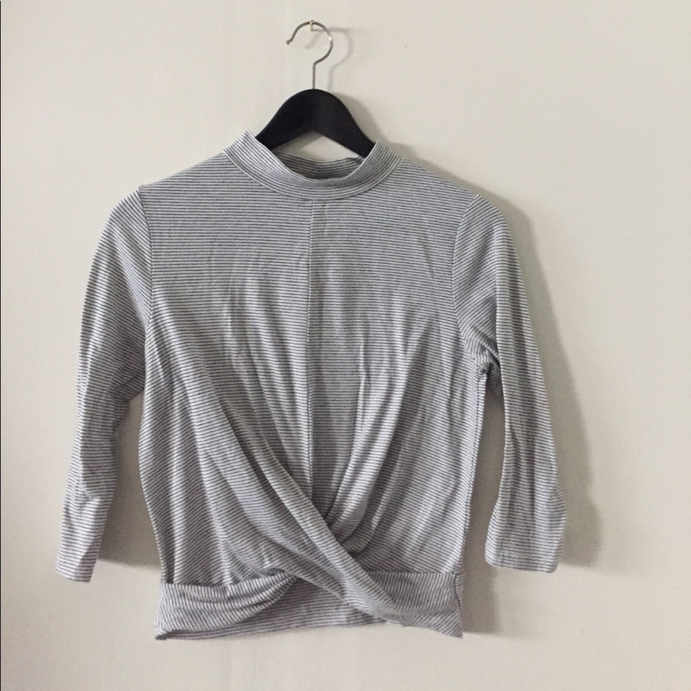 3/4 Sleeve Striped Knot Crop Top