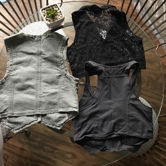 Two XL and One L Vest - Picture 2 of 5