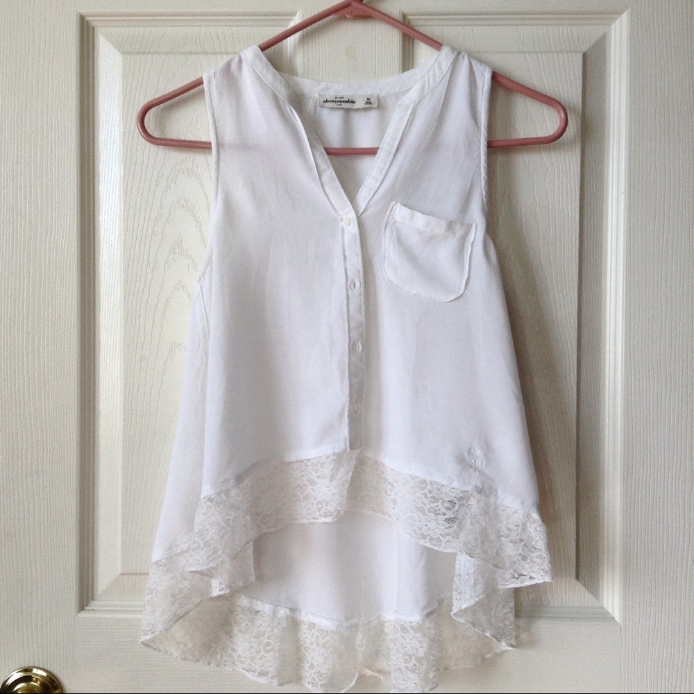 🌹Abercrombie Kids lace lined buttoned up top
