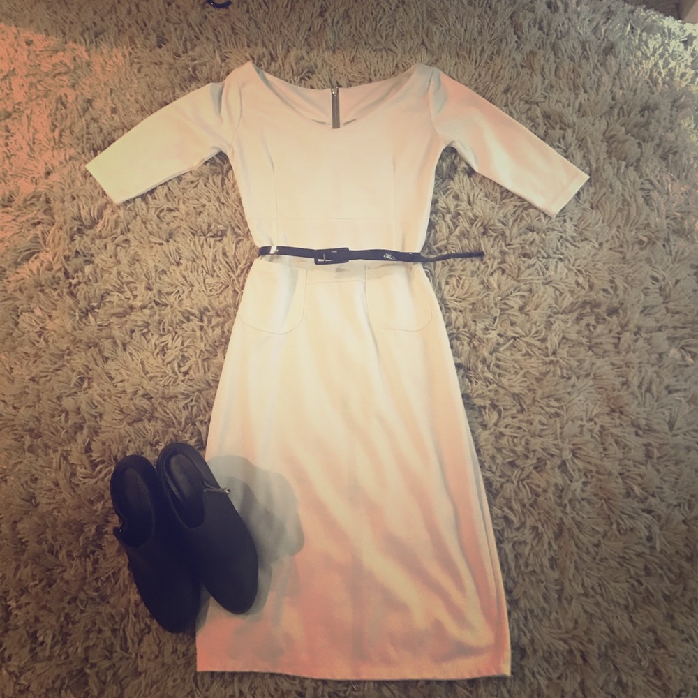 White dress 3/4 sleeve