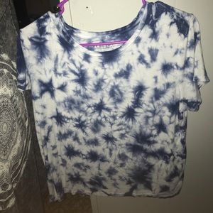 Large Aeropostale tie-die t-shirt