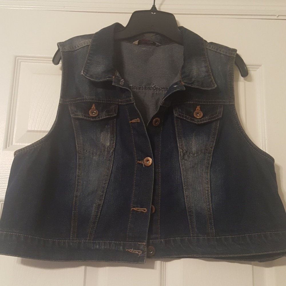 Plus size denim vest