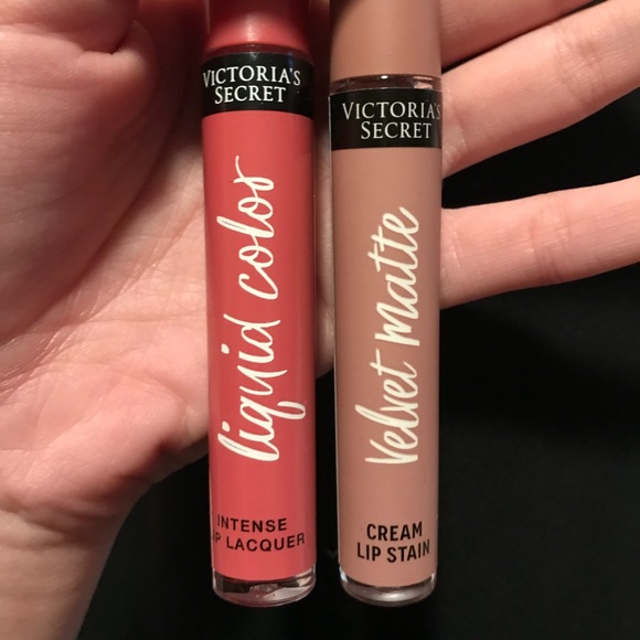 💋 Victoria’s Secret Lippies 💋 - Picture 1 of 2