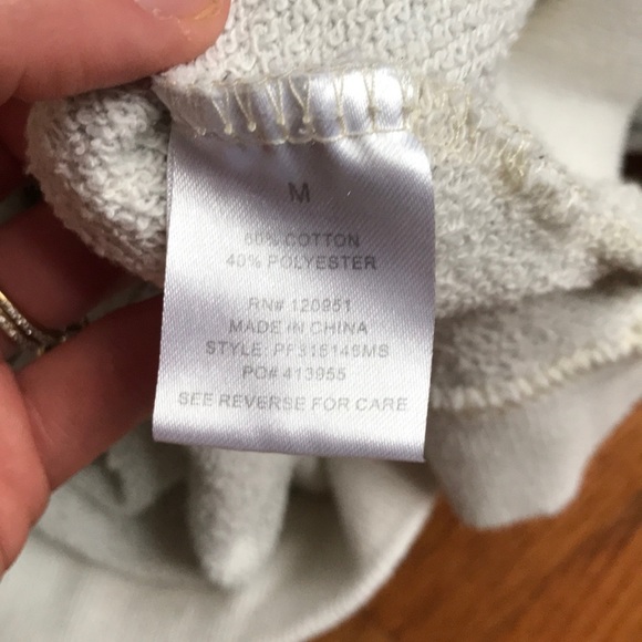 Cute sweatshirt with crocheted sleeve caps! - Picture 6 of 7