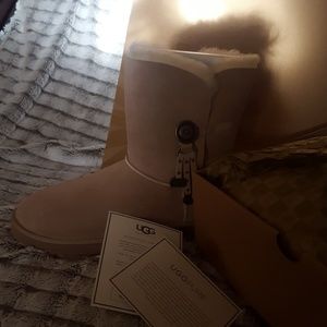 UGH Boots