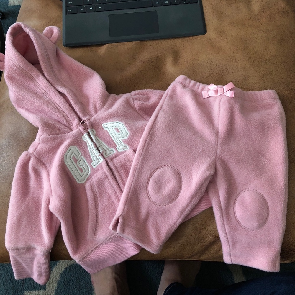 Gap Cozy bear two-piece pink fleece
