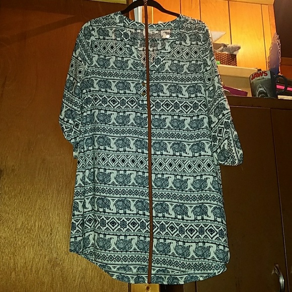 Ardene Elephant Dress Size Large - Picture 2 of 5