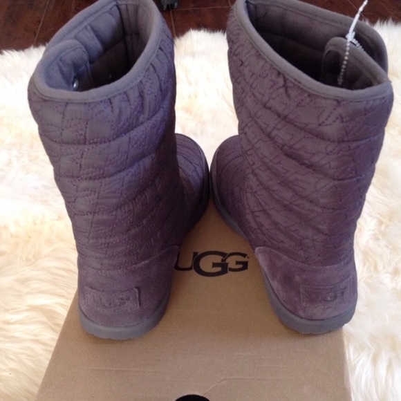 Quilted Puffy houndstooth Lavender UGG Boots Size5 - Picture 4 of 4