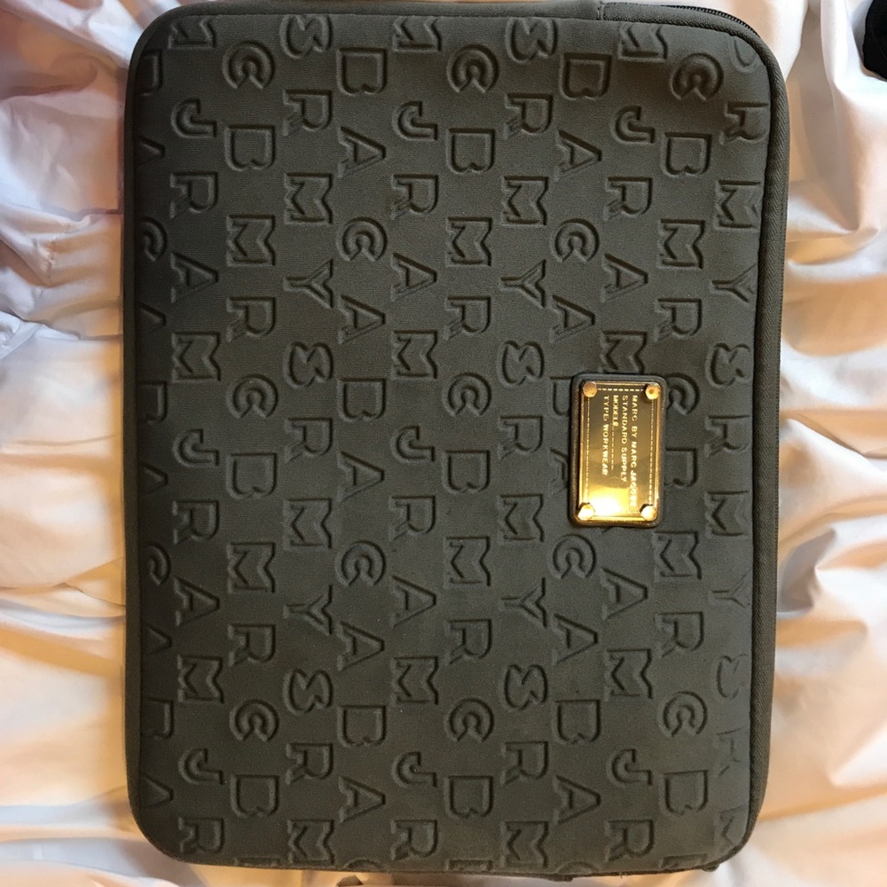 Marc Jacobs 15 inch laptop case