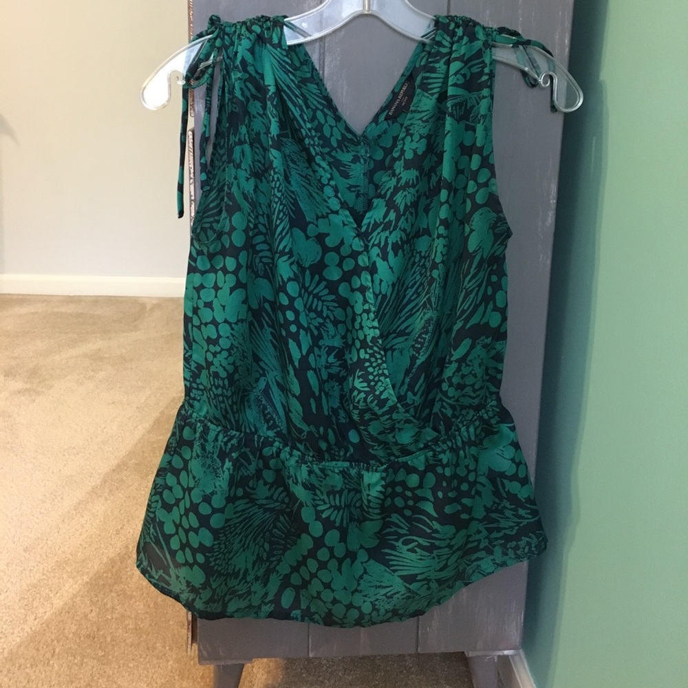 Green and Navy Banana Republic sleeveless blouse