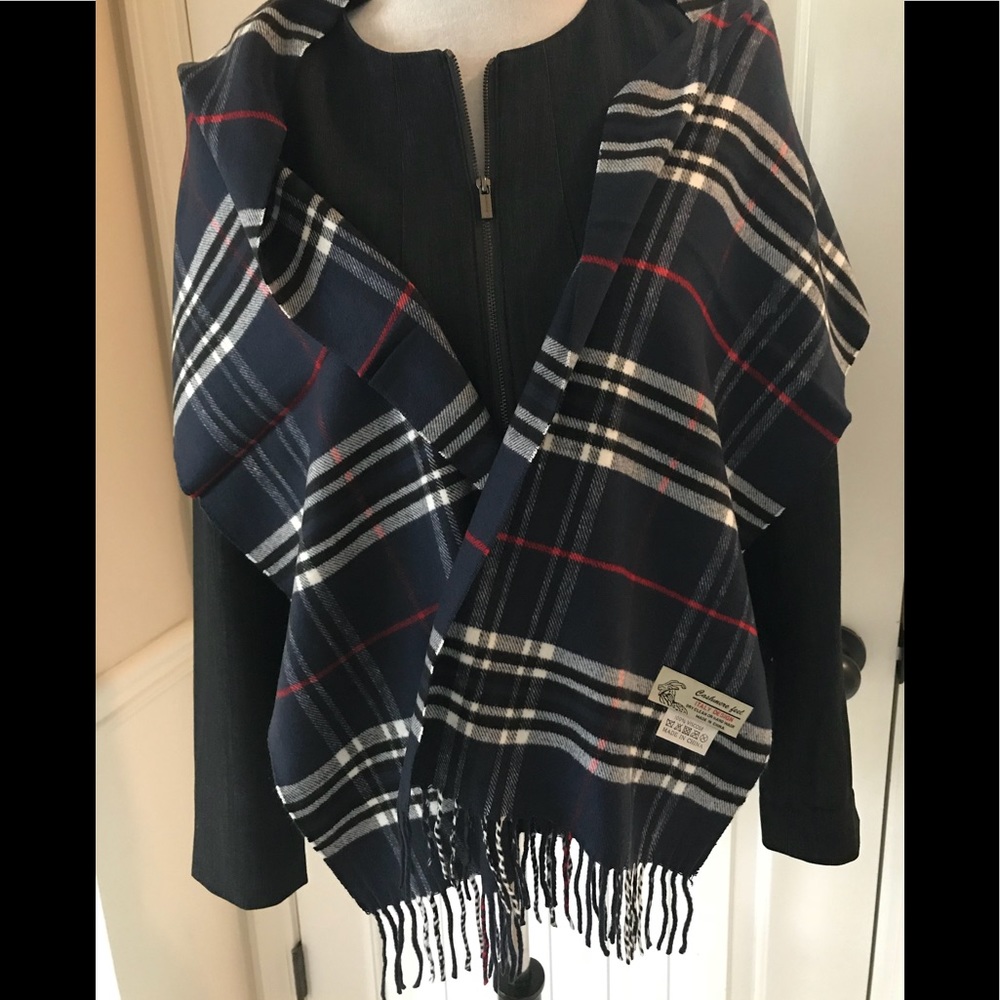 NEW CASHMERE FEEL SCARF