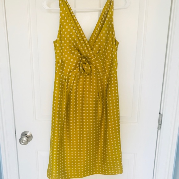 J. Crew Dresses & Skirts - Pretty Green Dress