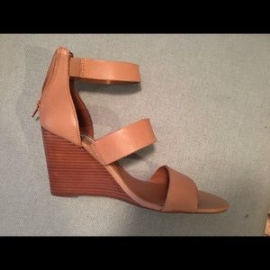 Steve Madden KAREY Wedges - NEVER WORN!