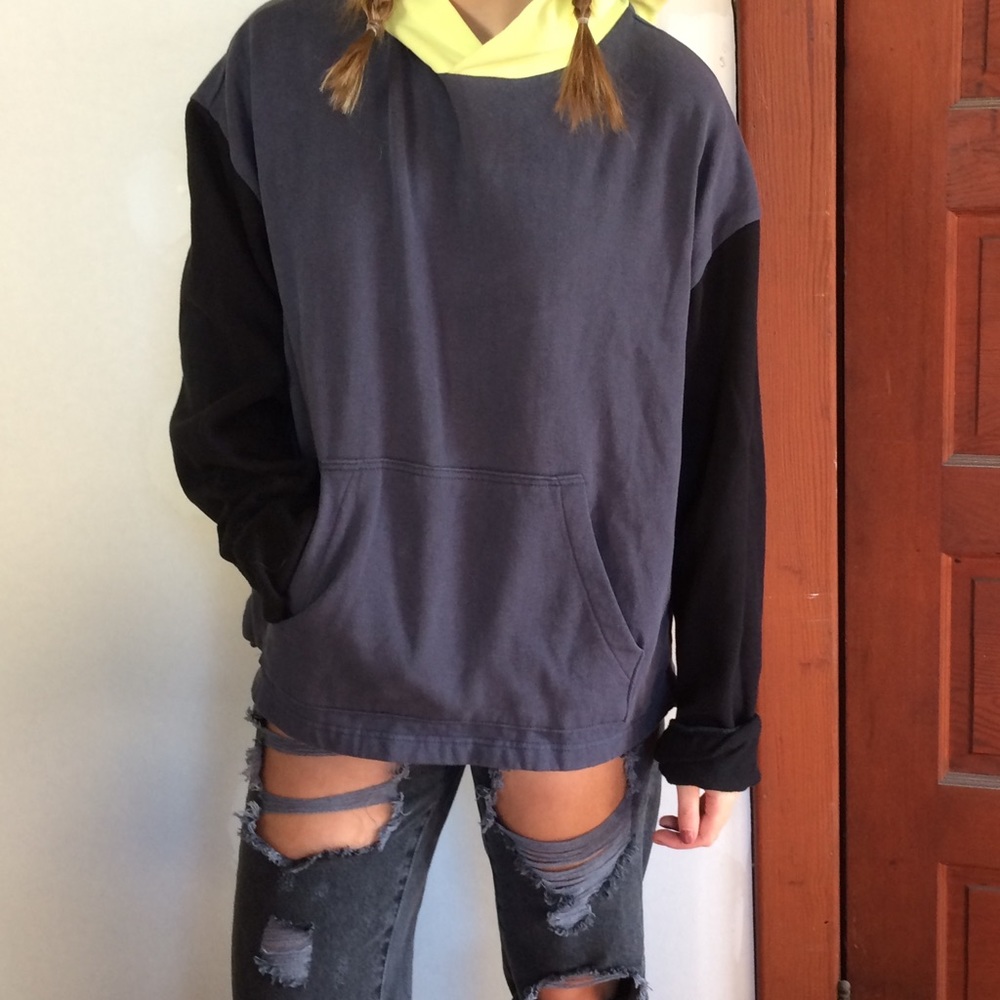 Sweatshirt from Urban Outfitters