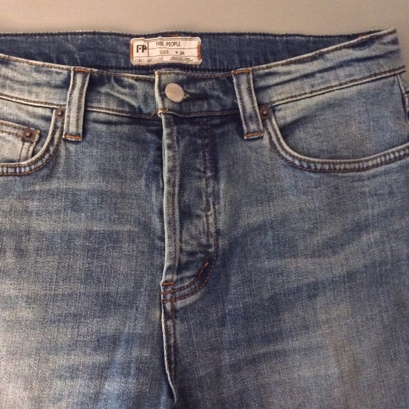 Free people slim flare jeans - size 28 - Picture 2 of 4