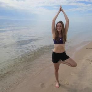 Meet your Posher, Ellen