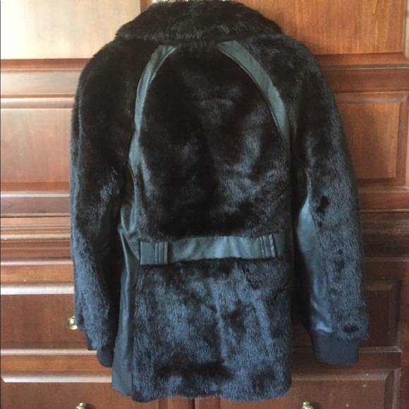Black Faux Fur/Leather Zippered Jacket Size M - Picture 2 of 4