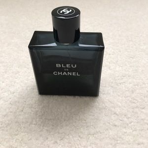 Half Full BLEU DE CHANEL Men Cologne