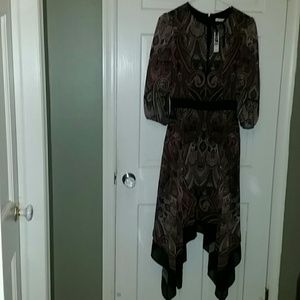 New w/tags NY & Co Shark Bite Dress