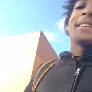 Meet your Posher, Märløn