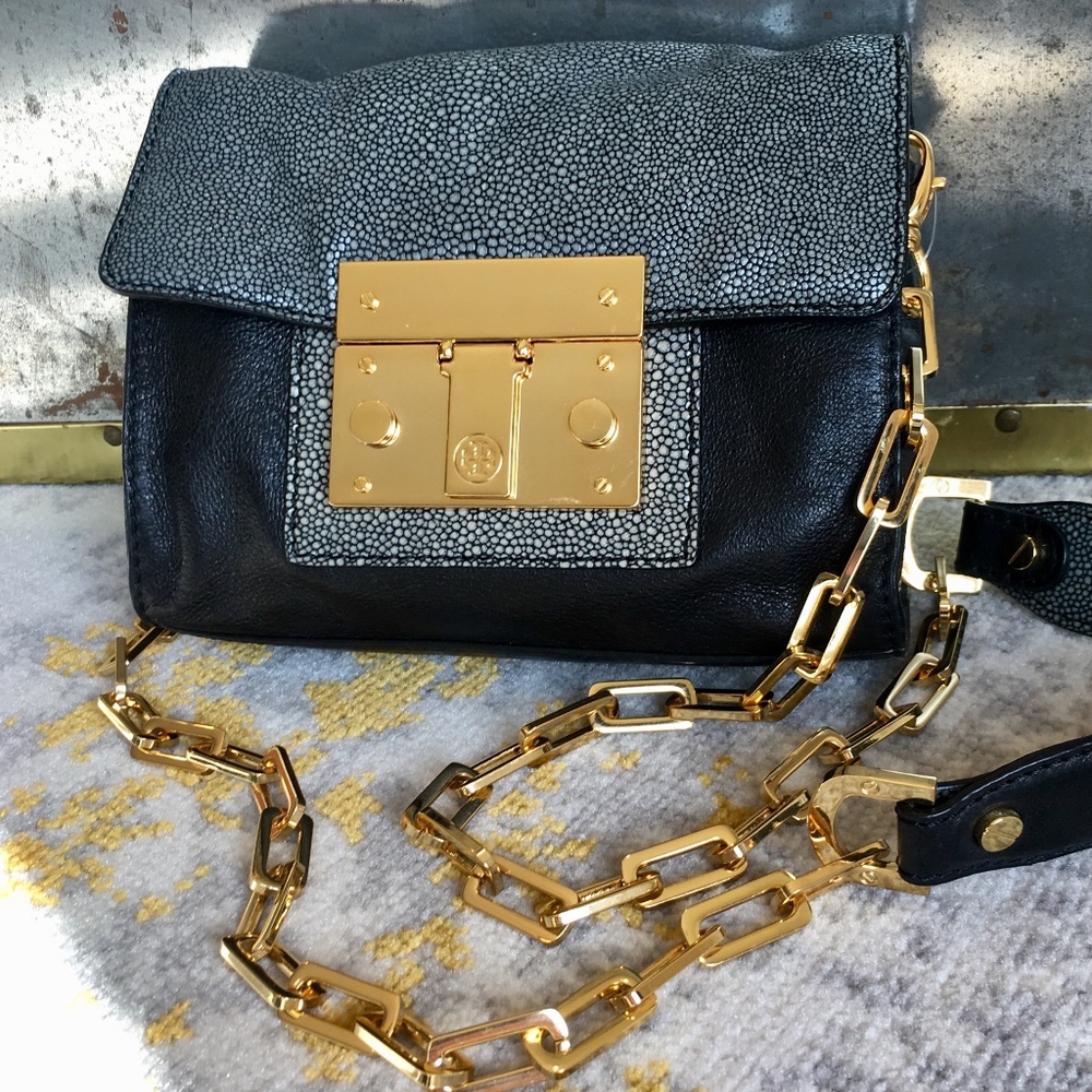 Tory Burch Stingray Embossed Turn Key Shoulder Bag