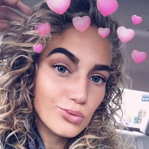 Meet your Posher, Hanna