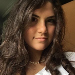 Meet your Posher, Isabella