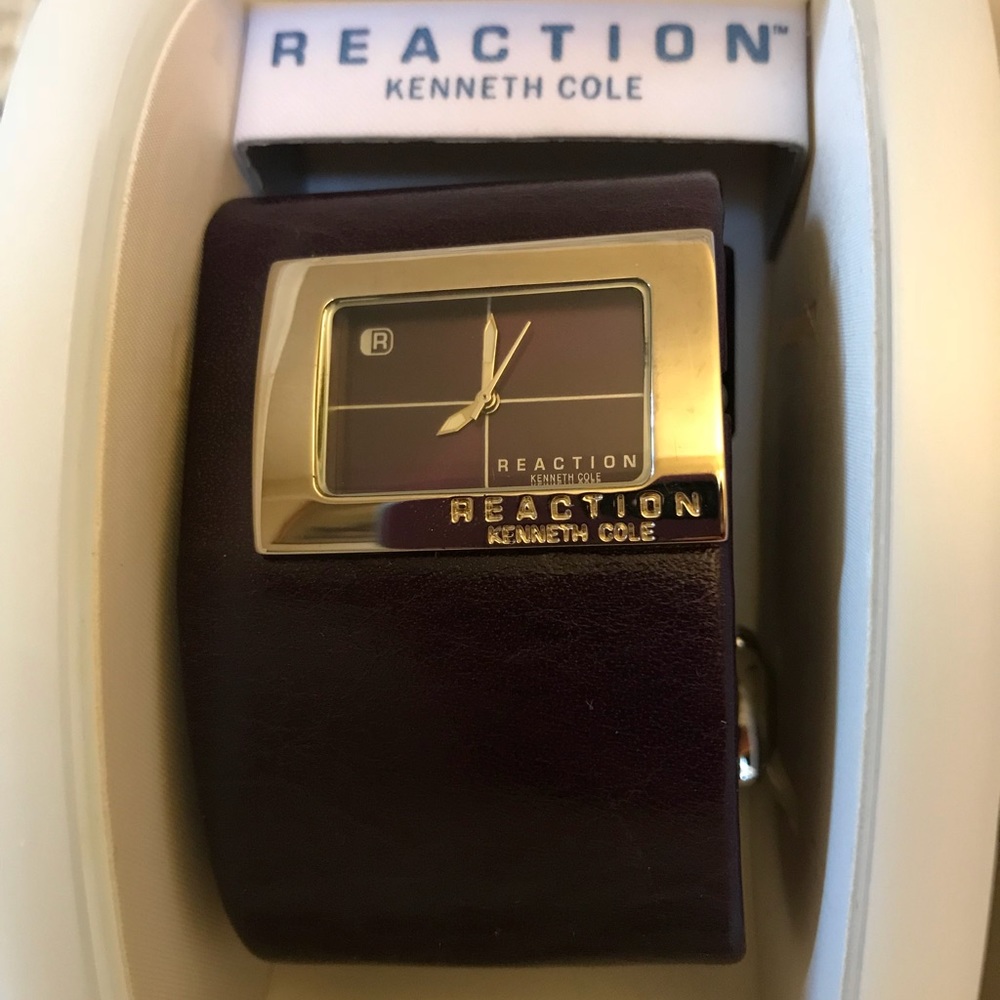 GREAT HOLIDAY GIFT Kenneth Cole REACTION