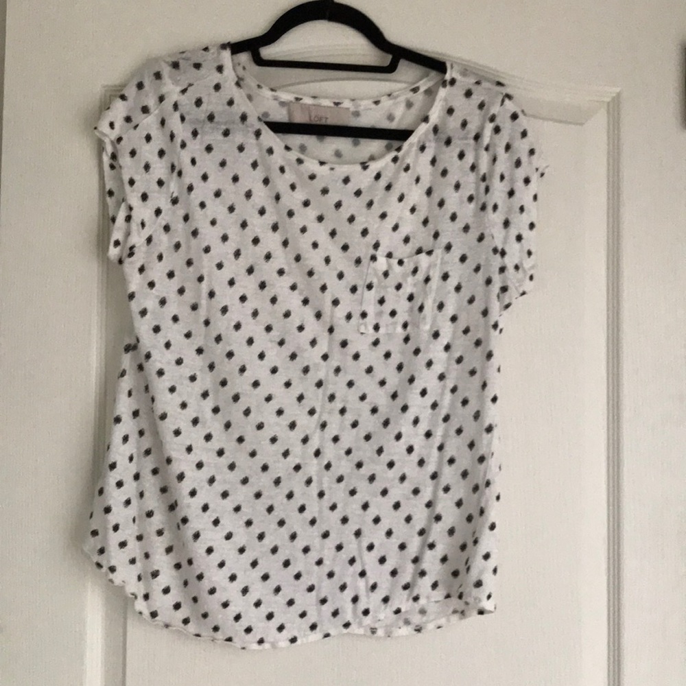 LOFT linen blouse/white w black dots/pocket detail