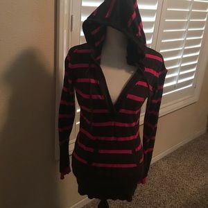 Brown/pink striped top