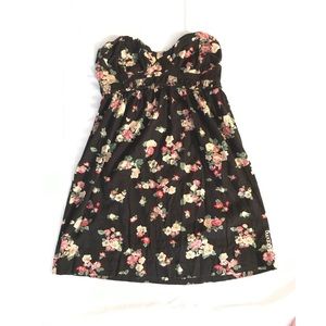 BILLABONG. Black with floral design mini dress