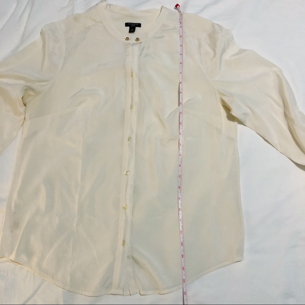 Ann Taylor ivory silk long sleeve top - Picture 2 of 8