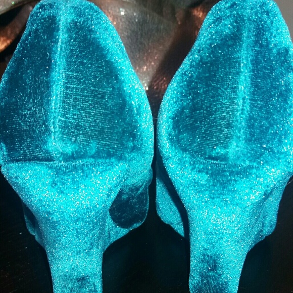Rhinestone Wedges - Etsy Exquisite Vintage Velvet Jeweled Wedges