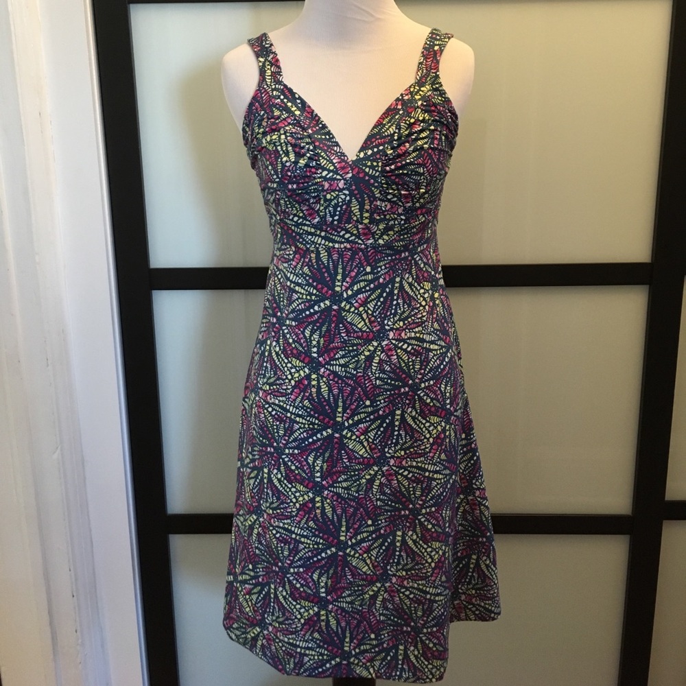 Patagonia Adventure Stretchy Sweetheart Neck Dress