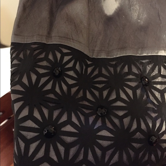 S.L Fashion Dress - Picture 3 of 5