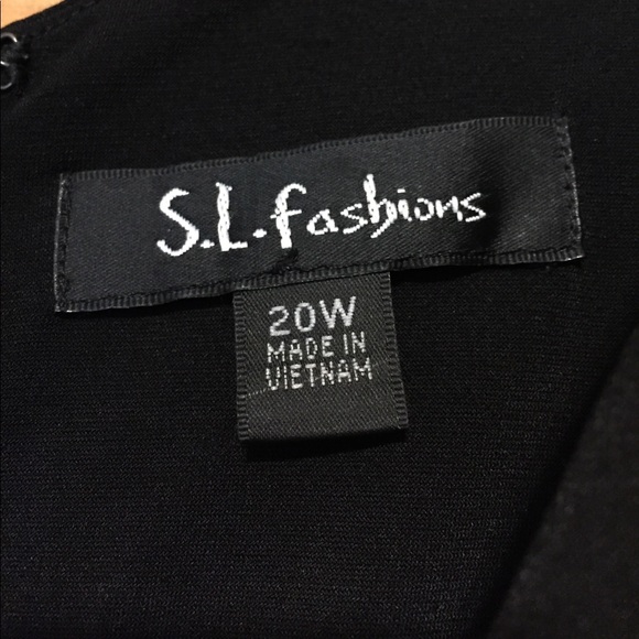 S.L Fashion Dress - Picture 4 of 5