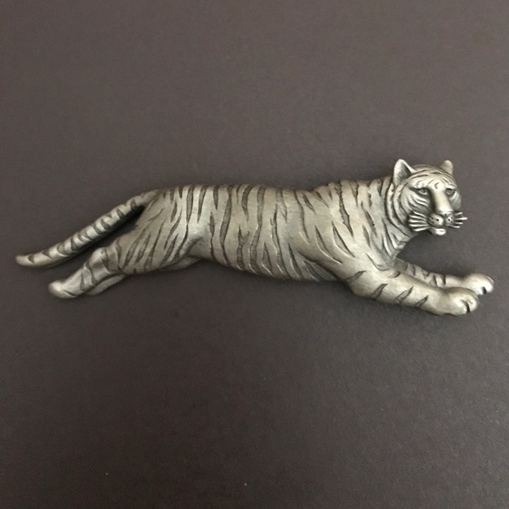 Vintage Tiger pin