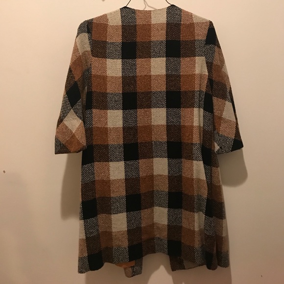 Plaid cape/jacket - Picture 2 of 3