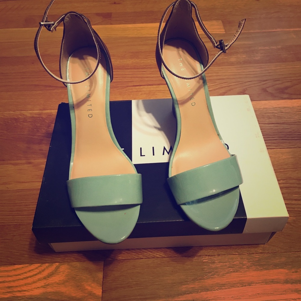 Two tone super cute  wedges