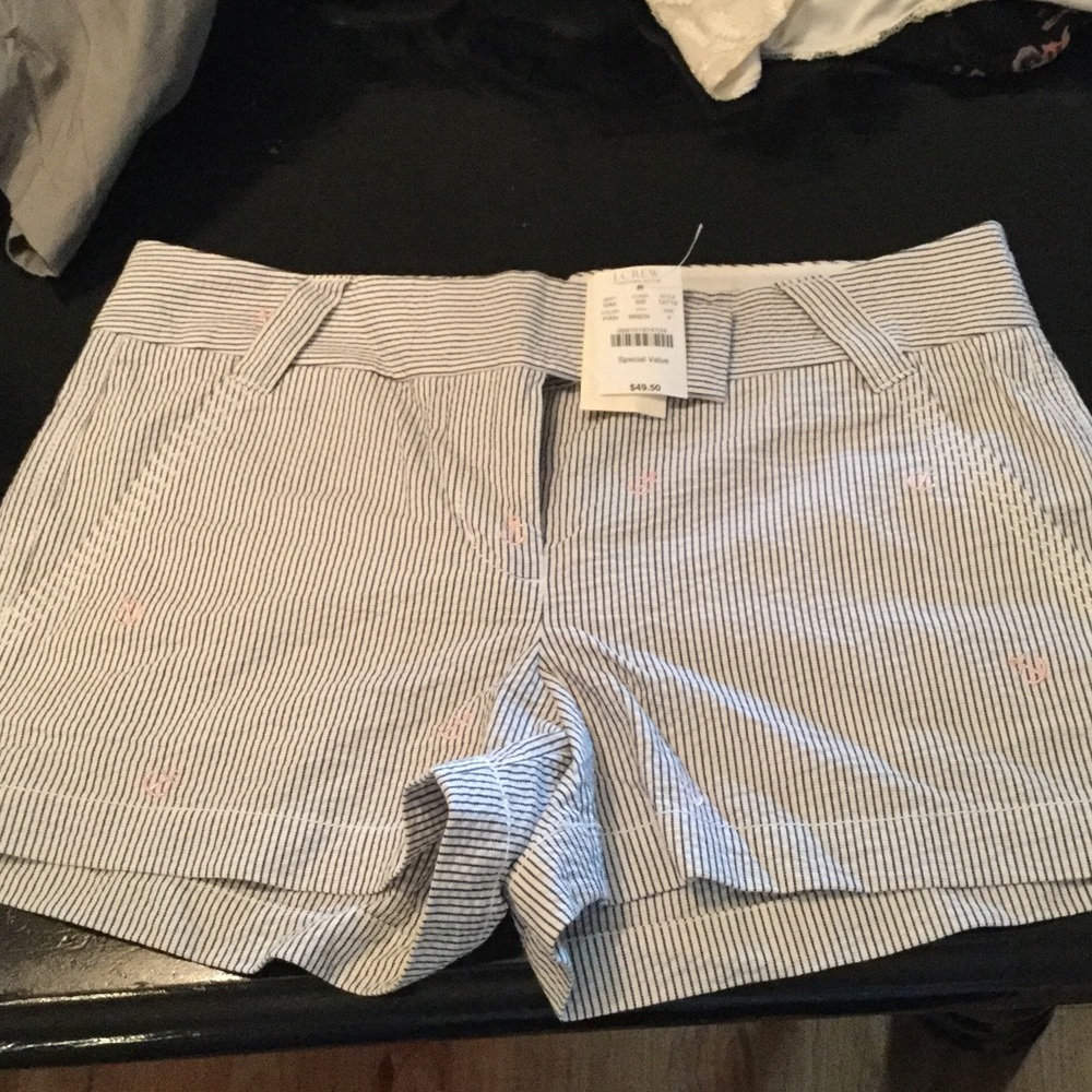 JCrew 3" embroidered seersucker short