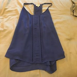 Cute blue tank top with detailing