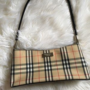 Burberry purse