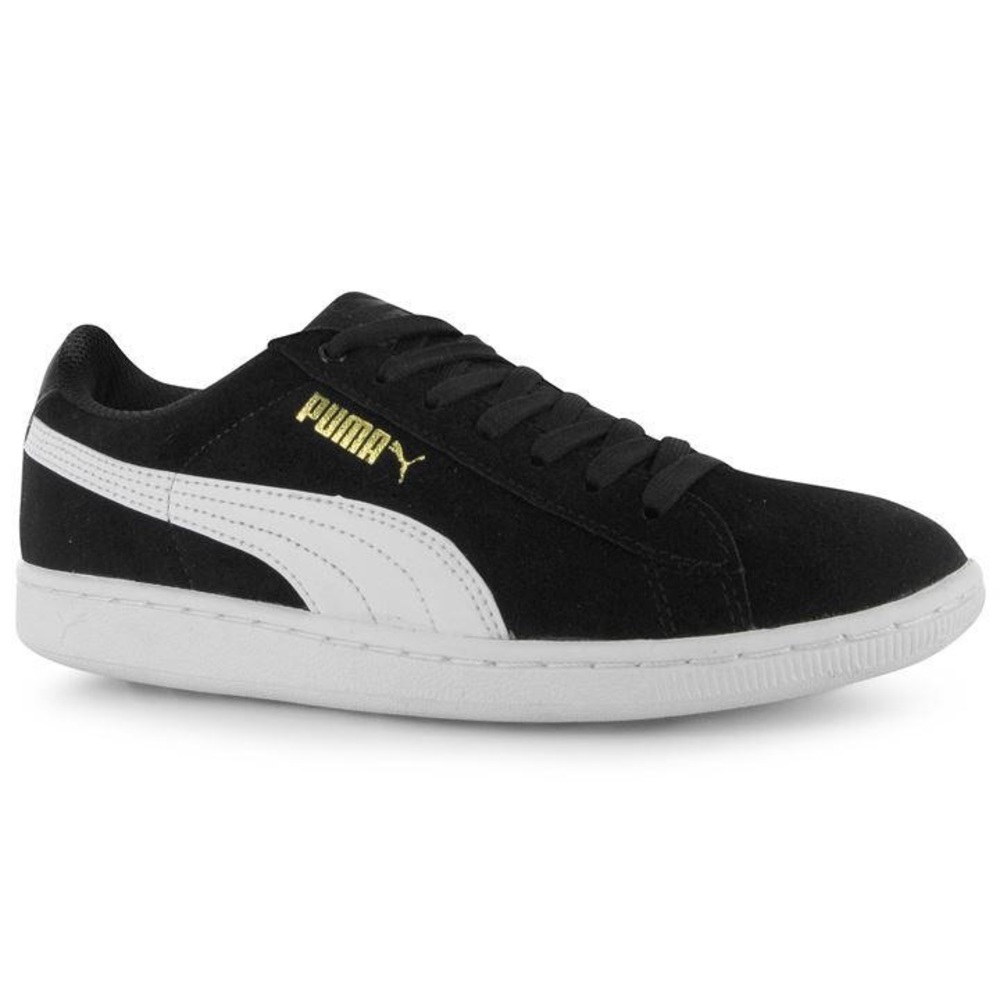 Black puma shoes