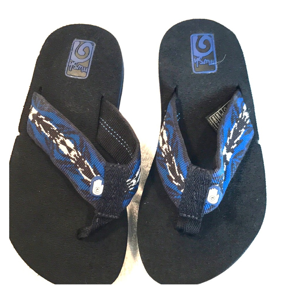 Boys Teva Flip Flops Blue and Black shoes